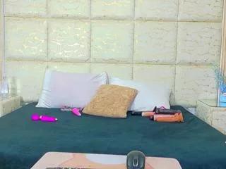 hanna_clare_kity_navas on Flirt4Free 