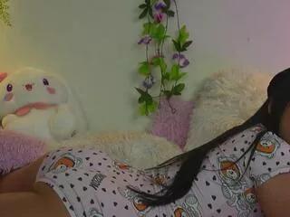 isa_nixon on Flirt4Free 