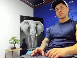 Offline jacob_greene on Flirt4Free