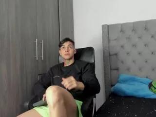 jhon_connor on Flirt4Free 