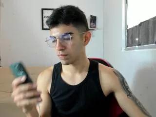 jonas_belford on Flirt4Free 