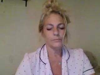 jordynn_lve on Flirt4Free 
