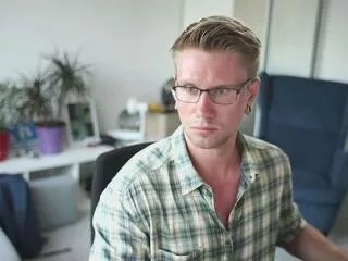 Offline kevin_park on Flirt4Free