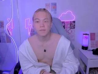 lee_weiss on Flirt4Free 
