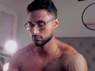 liiam_garcia on Flirt4Free 