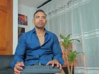 lincom_amith on Flirt4Free 