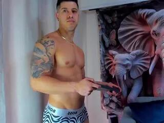 lukas_greene on Flirt4Free 