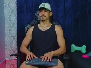 lukee_taylor on Flirt4Free 