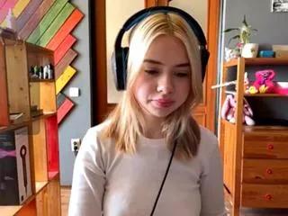 lynette_grindell on Flirt4Free 