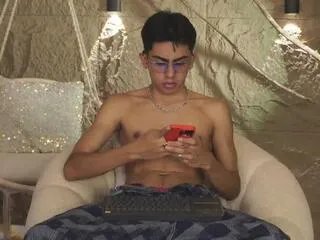 Offline marco_tosswell_marco_ethhan on Flirt4Free