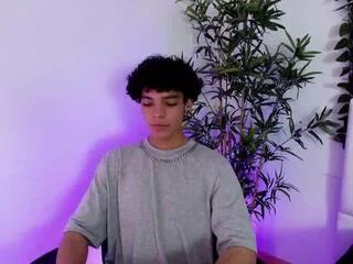 marlon_smiith on Flirt4Free 