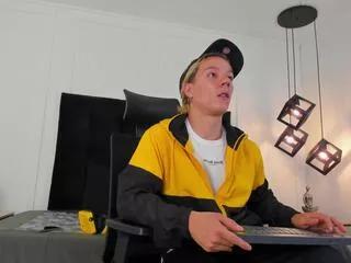 nico_bellini on Flirt4Free 
