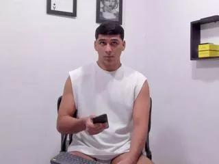 noah_lahm on Flirt4Free 