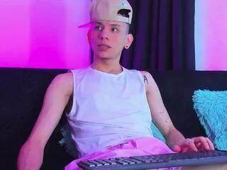 rogers_fleter on Flirt4Free 