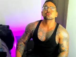 ryan_crew on Flirt4Free 