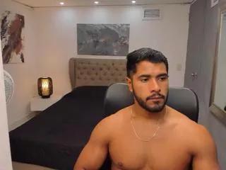 santiago_huntt on Flirt4Free 