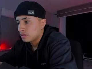 Offline steven_riivera on Flirt4Free