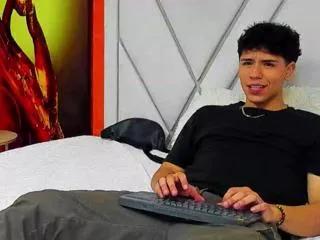 tobias_vega on Flirt4Free 