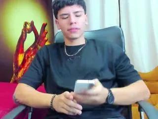 tobias_vega on Flirt4Free 