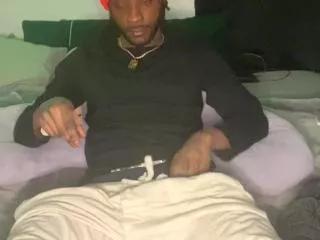 tonyy_huntt on Flirt4Free 