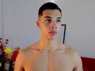 troye_williams on Flirt4Free 
