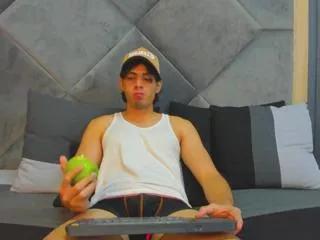 tyler_lions on Flirt4Free 