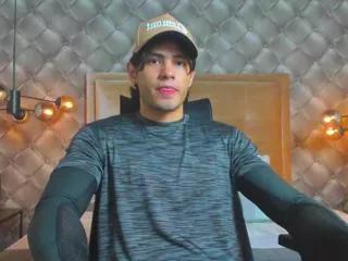 tyler_lions on Flirt4Free 