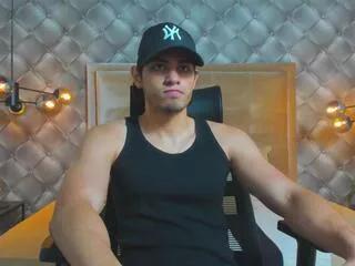 tyler_lions on Flirt4Free 
