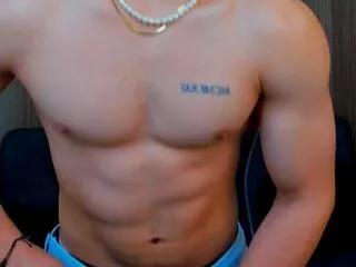 valentino_rosse on Flirt4Free 