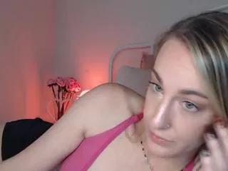 zoey_evans on Flirt4Free 