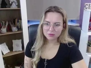 Offline zoey_starx on Flirt4Free