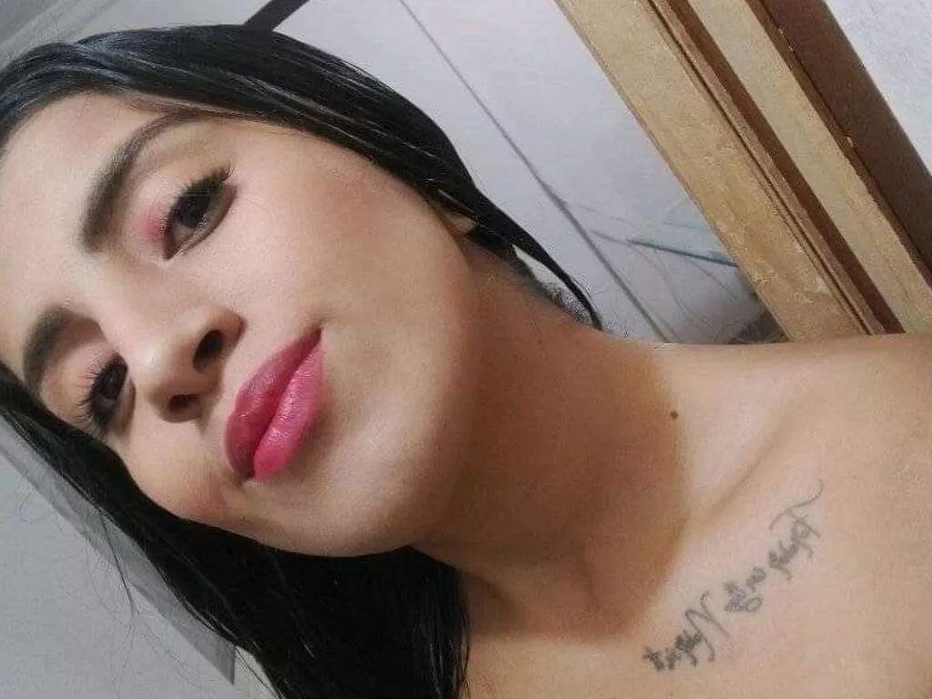 AlanaMierss on LiveJasmin 