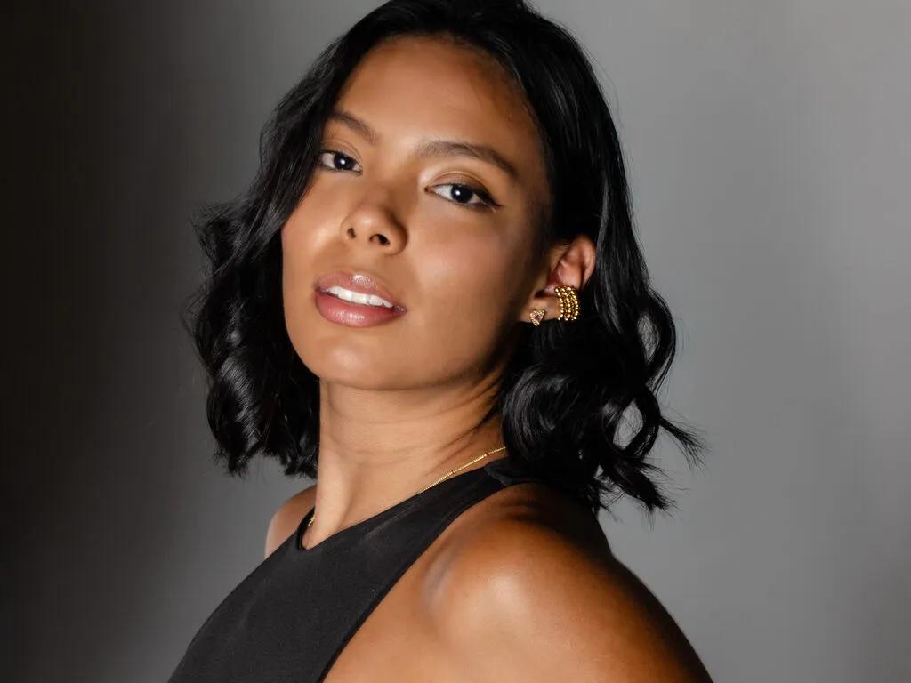 Watch cute escort AlyRosse AlyRosse from LiveJasmin