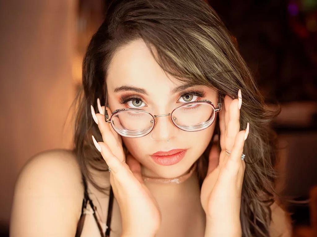 JulieteSaenz on LiveJasmin 