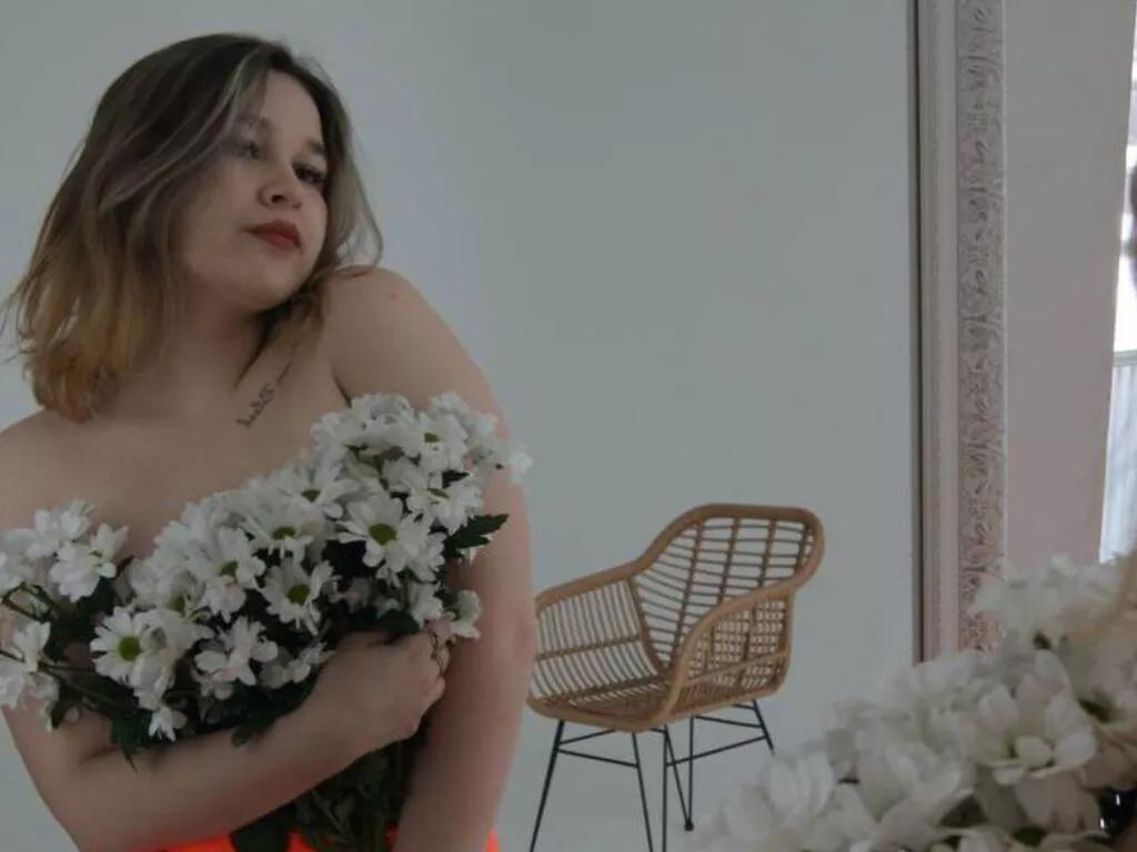 KarenRayy on LiveJasmin 