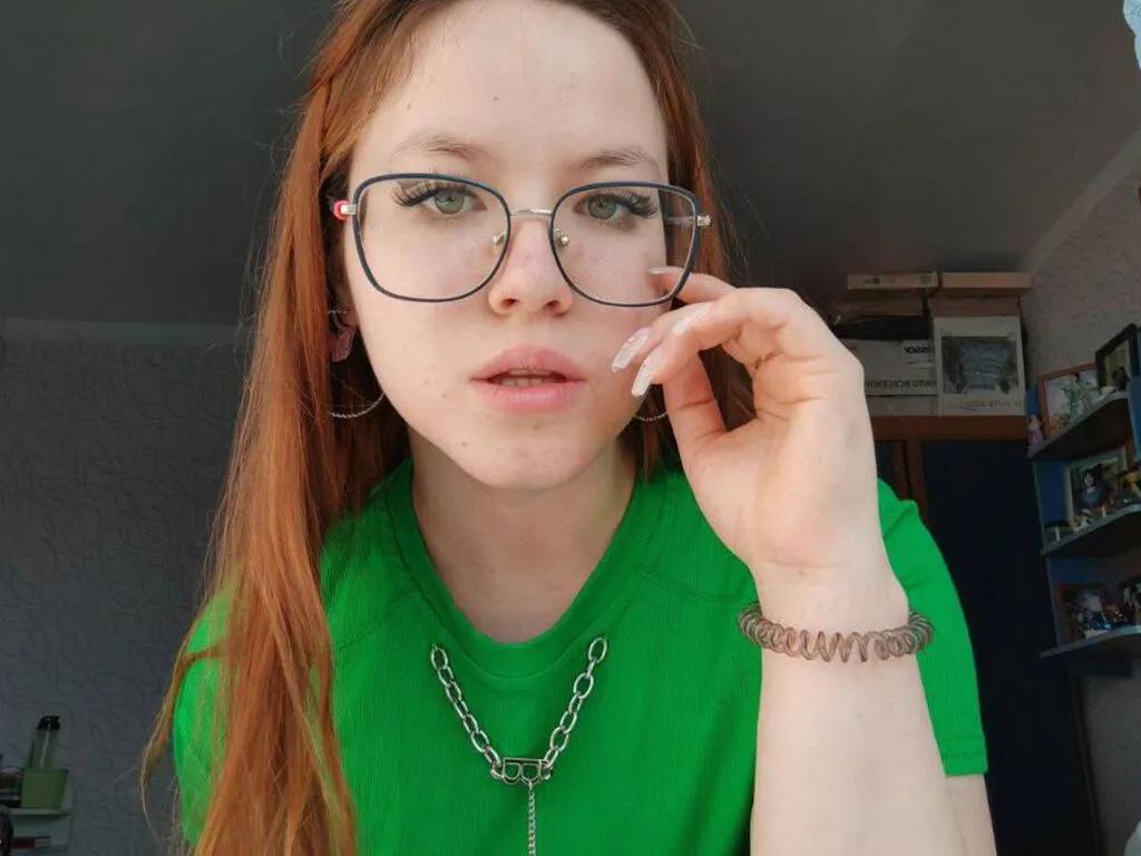 KrysaDap on LiveJasmin
