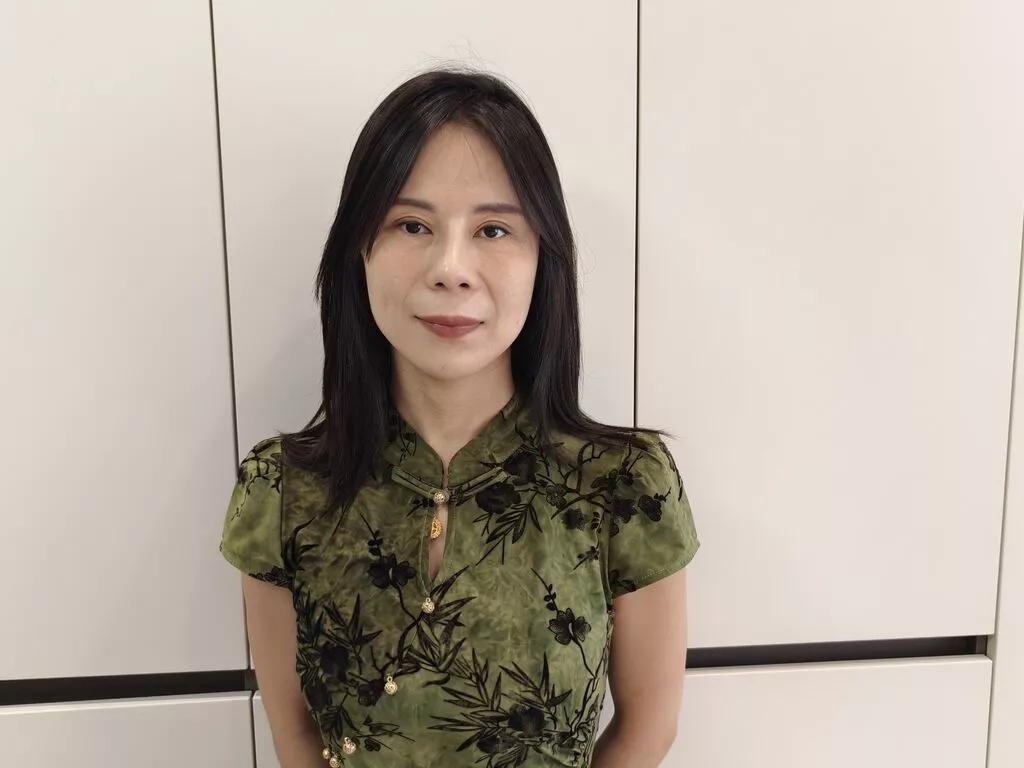 LIlySelina on LiveJasmin