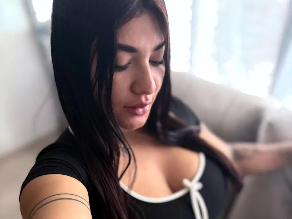 LuluSchmit on LiveJasmin 