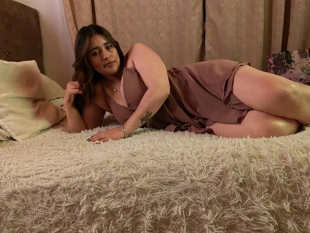 LunaKis on LiveJasmin
