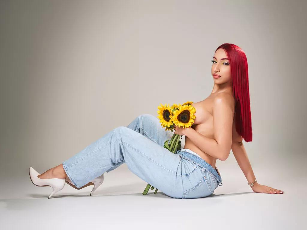 MonserratGill on LiveJasmin