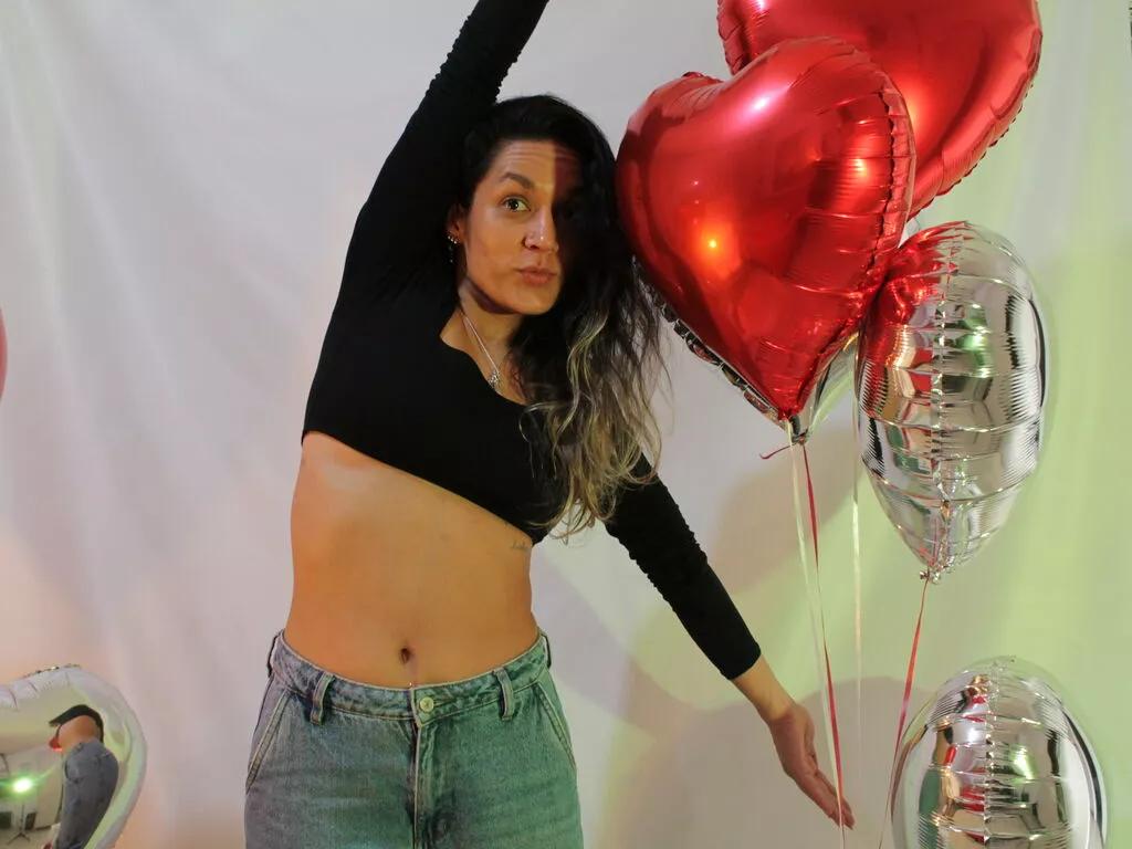 SophiaHouse on LiveJasmin