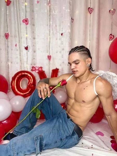 Offline AlbertBernal69 on Streamate