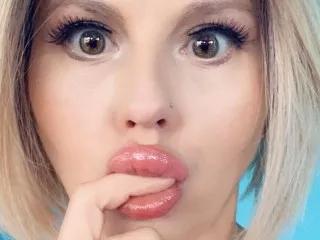 AmberChase on Streamate 