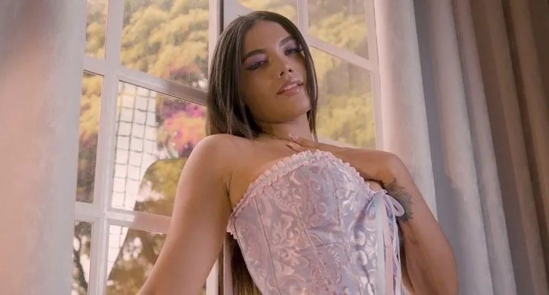 Offline BrendaAnistone on Streamate