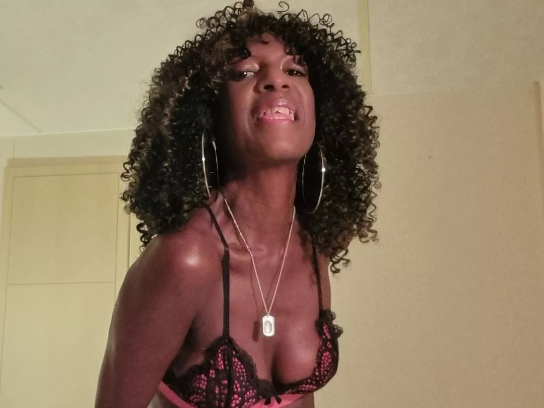 Offline CherWilliams on Streamate