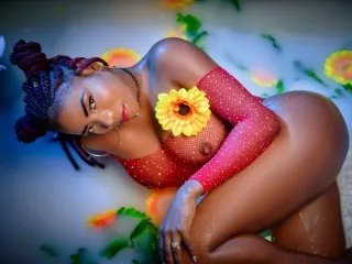 Offline ChristieWilde on Streamate