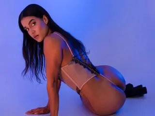 Offline kourtneyevans on Streamate