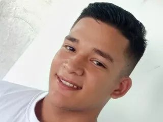 Offline Leo_Hot_049 on Streamate