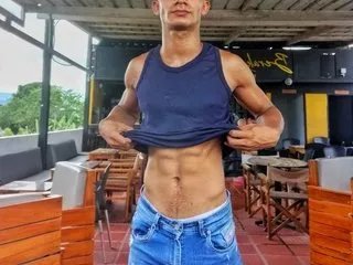 Offline Leo_Hot_049 on Streamate