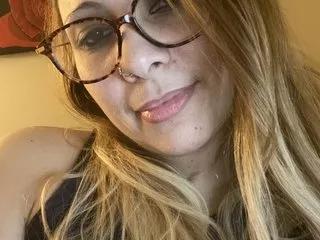 lickablelopez on Streamate 